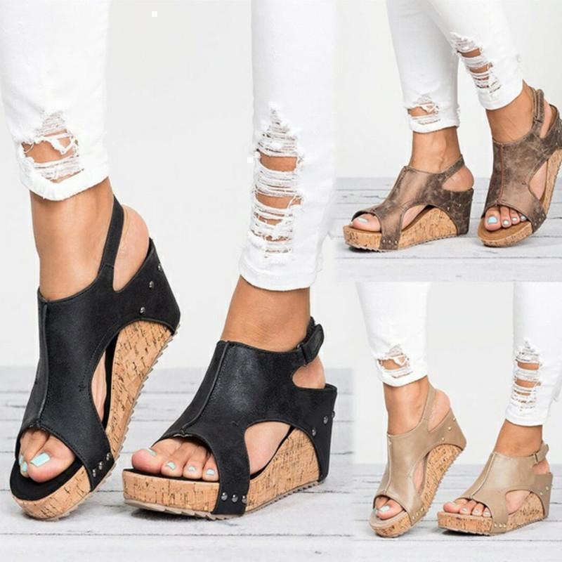Fashionable Wedge Heels Sandals