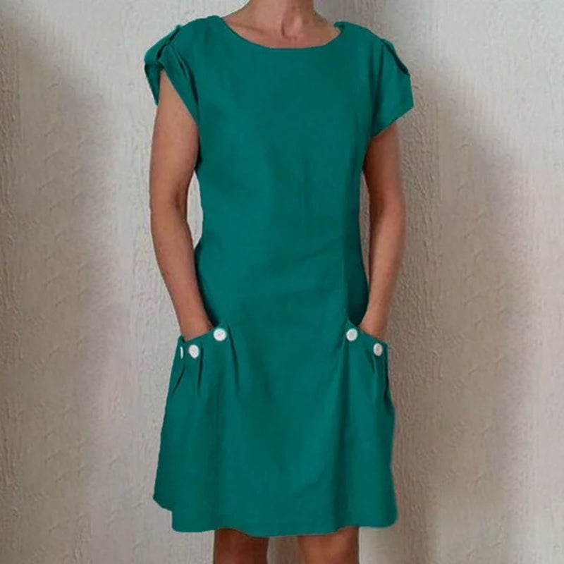 solid double pocket dress