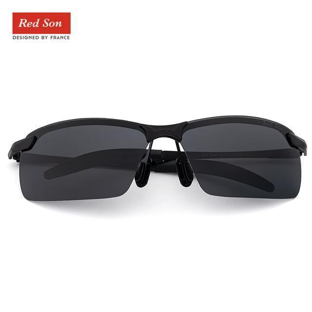 Photochromic sunglasses with polarized lens